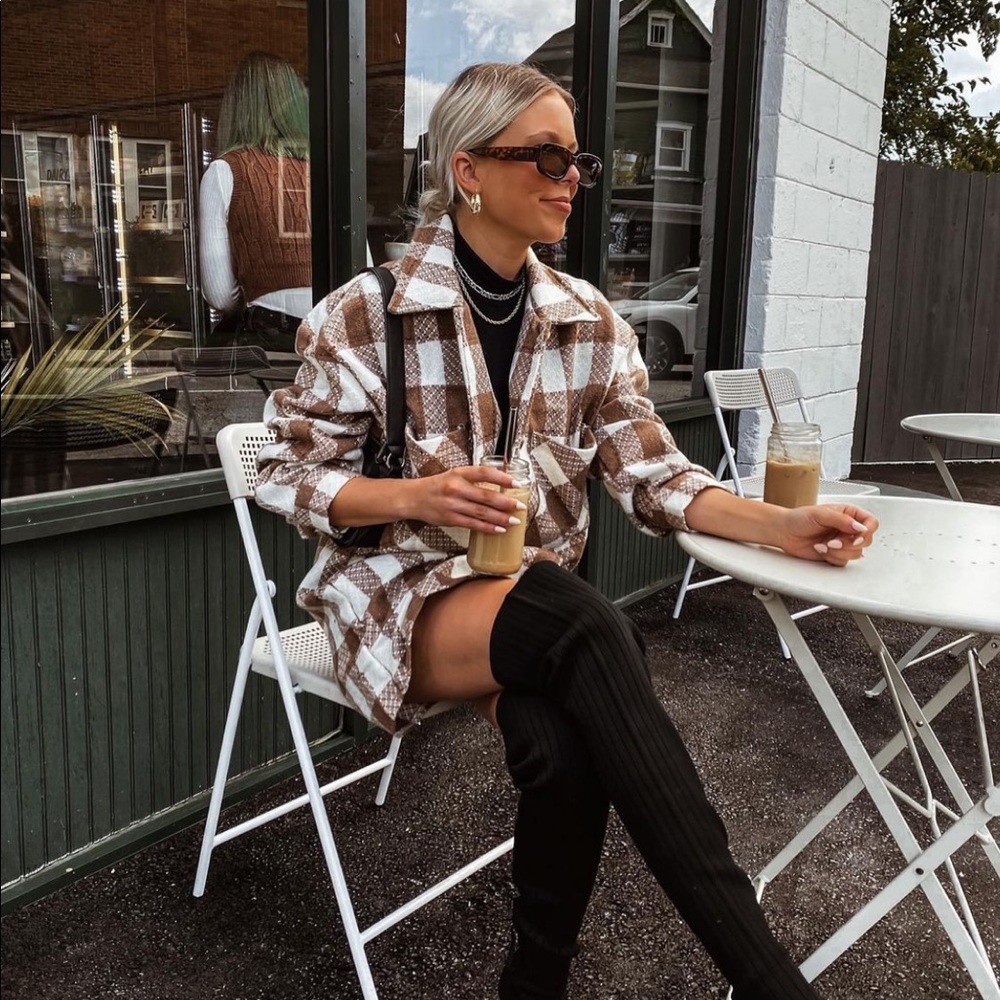 Bridgeview Pocketed Plaid Coat